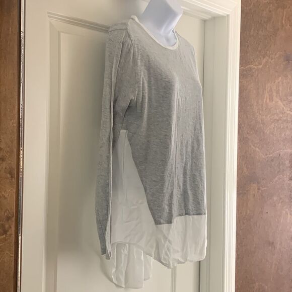 Two by VINCE CAMUTO, long sleeve, hi-low, blouse, cotton/rayon. Great condition - Picture 2 of 10